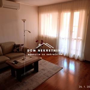 PRODAJE SE STAN U MAKARSKOJ