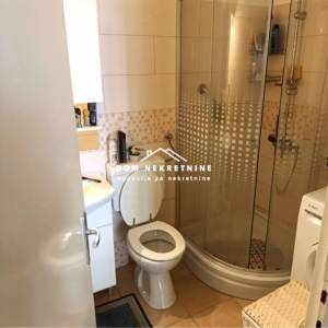 PRODAJE SE STAN U MAKARSKOJ