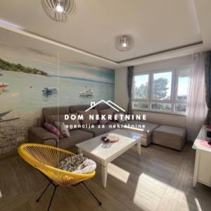 PRODAJE SE STAN U MAKARSKOJ