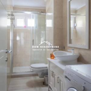 PRODAJE SE STAN U MAKARSKOJ