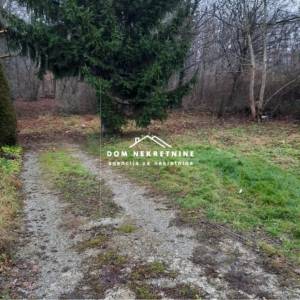 PRODAJE SE ZEMLJIŠTE U ZAGREBU JAZBINE