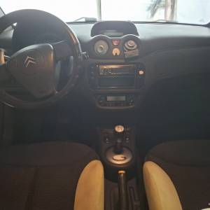 Prodajem Citroen C2 VTR-F1