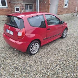 Prodajem Citroen C2 VTR-F1
