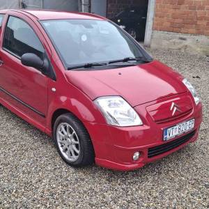 Prodajem Citroen C2 VTR-F1