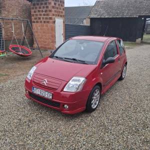 Prodajem Citroen C2 VTR-F1