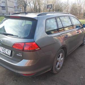 PRODAJEM GOLF 7 , KARAVAN 2016g