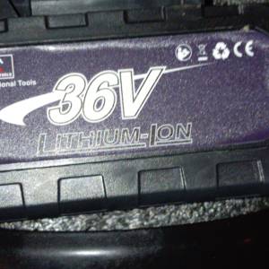 Prodajem kutnu brusilicu