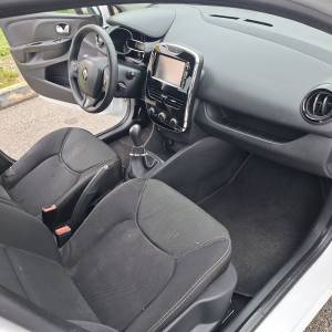 Prodajem navedeni auto