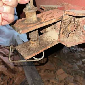 Prodajem prikolicu zvijezda nasice