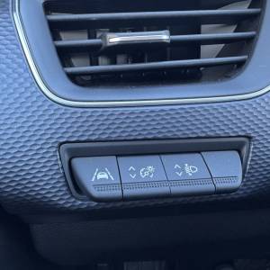 RENAULT/MEGANE CONQUEST E-TECH/ARKANA FULL LED 103 KW 56000km !!