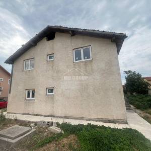 SAMOSTOJEĆA KUĆA ZA RENOVACIJU, MIRNA I TIHA POZICIJA, KAKMA – BIOGRAD