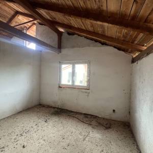 SAMOSTOJEĆA KUĆA ZA RENOVACIJU, MIRNA I TIHA POZICIJA, KAKMA – BIOGRAD