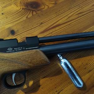 Sportski zračni pištolj