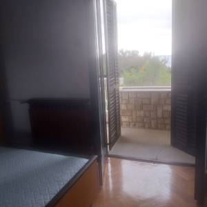 Stan Rijeka 200m(etaža + visoko potkrovlje)