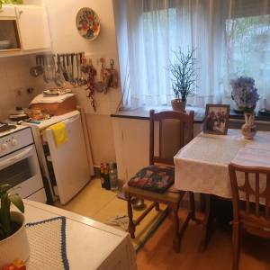 Stan Trnsko 47 kv 4 kat bez lifta