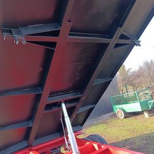 Tehnostroj prikolica