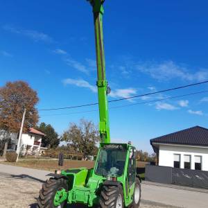 teleskopski utovarivač massey ferguson -bobcat 7m