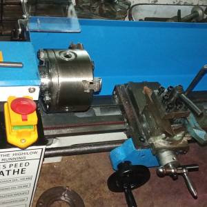 Tokarski stroj željezni novi za obradu metala, ima sve ko pravi