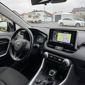 Toyota RAV 4 2,5 benzin-hibrid 4×4, 99,000km