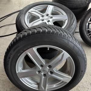 Toyota RAV 4 2,5 benzin-hibrid 4×4, 99,000km