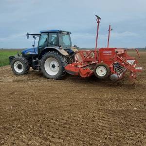 Traktor New Holand TM 155