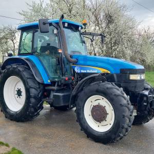 Traktor New Holand TM 155