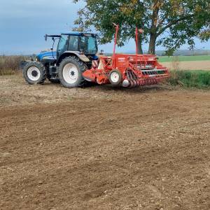 Traktor New Holand TM 155