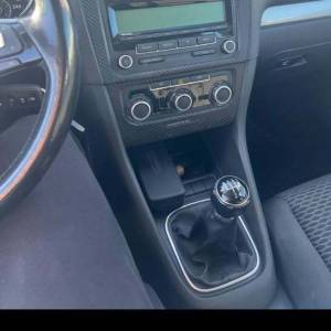 VW golf 6  1.6 tdi super stanje