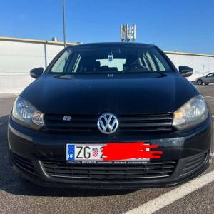 VW golf 6  1.6 tdi super stanje