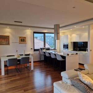 Zagreb - Maksimir, Remete 3-sobni stan 95m2, terasa, pogled, 2PM