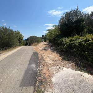 ZEMLJIŠTE SA IDEJNIM PROJEKTOM ZA VILU SA BAZENOM – PREKO, UGLJAN