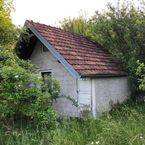 Brdovec - D. Laduč zemljište 2.143m2 i kućica 20m2 s priključcima