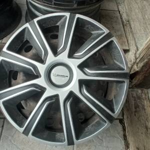 Čelične felge 15" rupe 5x110, 4 kom. + Michelin ratkape gratis