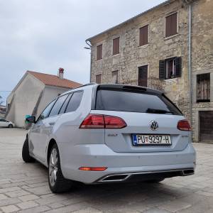 Golf 7.5 2.0 TDI DSG , highline oprema, kuka, reg godinu dana