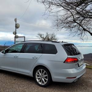 Golf 7.5 2.0 TDI DSG , highline oprema, kuka, reg godinu dana