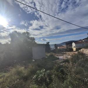 GRAĐEVINSKO ZEMLJIŠTE S DOZVOLOM, 80 M OD MORA, OTOK MOLAT - ZADAR