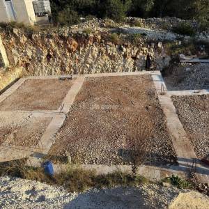 GRAĐEVINSKO ZEMLJIŠTE S DOZVOLOM, 80 M OD MORA, OTOK MOLAT - ZADAR