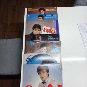 Gramofonske ploče- klasici. narodna, zabavana glazba