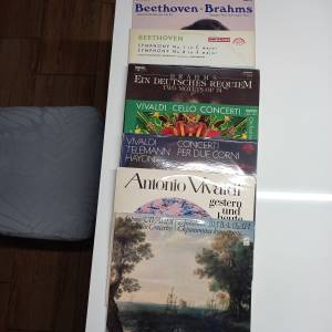 Gramofonske ploče- klasici. narodna, zabavana glazba