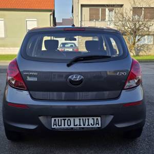 HYUNDAI I20------PRVI VLASNIK SAMO 109TKM------
