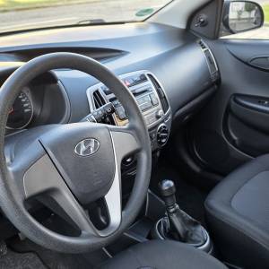 HYUNDAI I20------PRVI VLASNIK SAMO 109TKM------