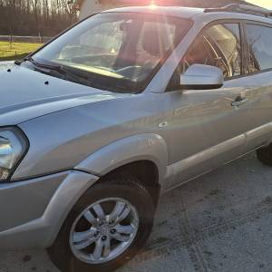 Hyundai Tucson,2.0  DOHC Plin