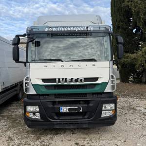 IVECO STRALIS AD190S31/P sokar,pivar sa utovarnom rampom, 2012 god.