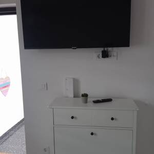 Iznajmljuje se jednosobni novi stan dugoročno