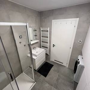 PRVI NAJAM 3-sobni stan-3 kat-74m2-2GPM-Sveta Klara-Utinsjka 10