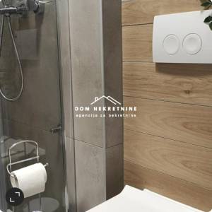 IZNAJMLJUJE SE STAN U OSIJEKU U CENTRU ️