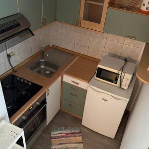 Iznajmljujem garsonijeru