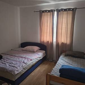 Iznajmljujem stan na dugoročno