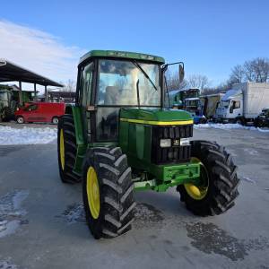 JOHN DEERE 6110