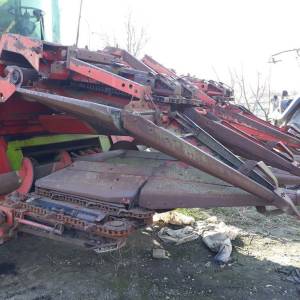 Kombajn Claas Dominator 98 SL Maxi sa Oros kukuruznim adapterom